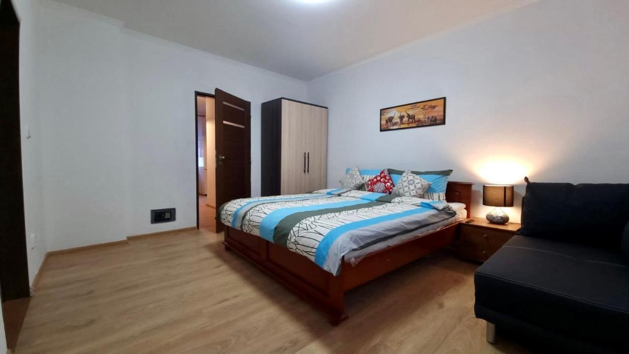Apartman V Krusnych Horach-Free Parking ヤーヒモフ エクステリア 写真