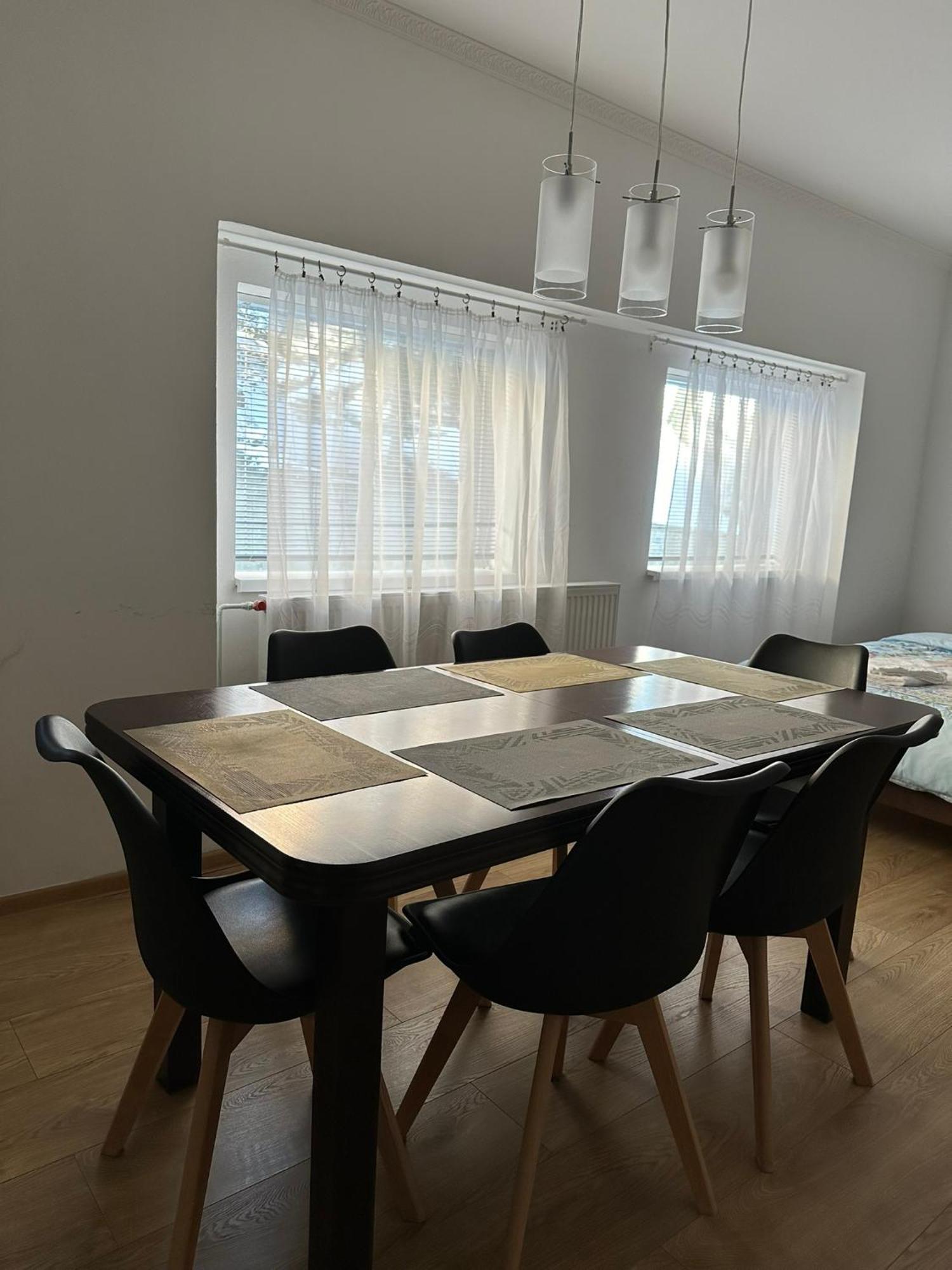 Apartman V Krusnych Horach-Free Parking ヤーヒモフ エクステリア 写真
