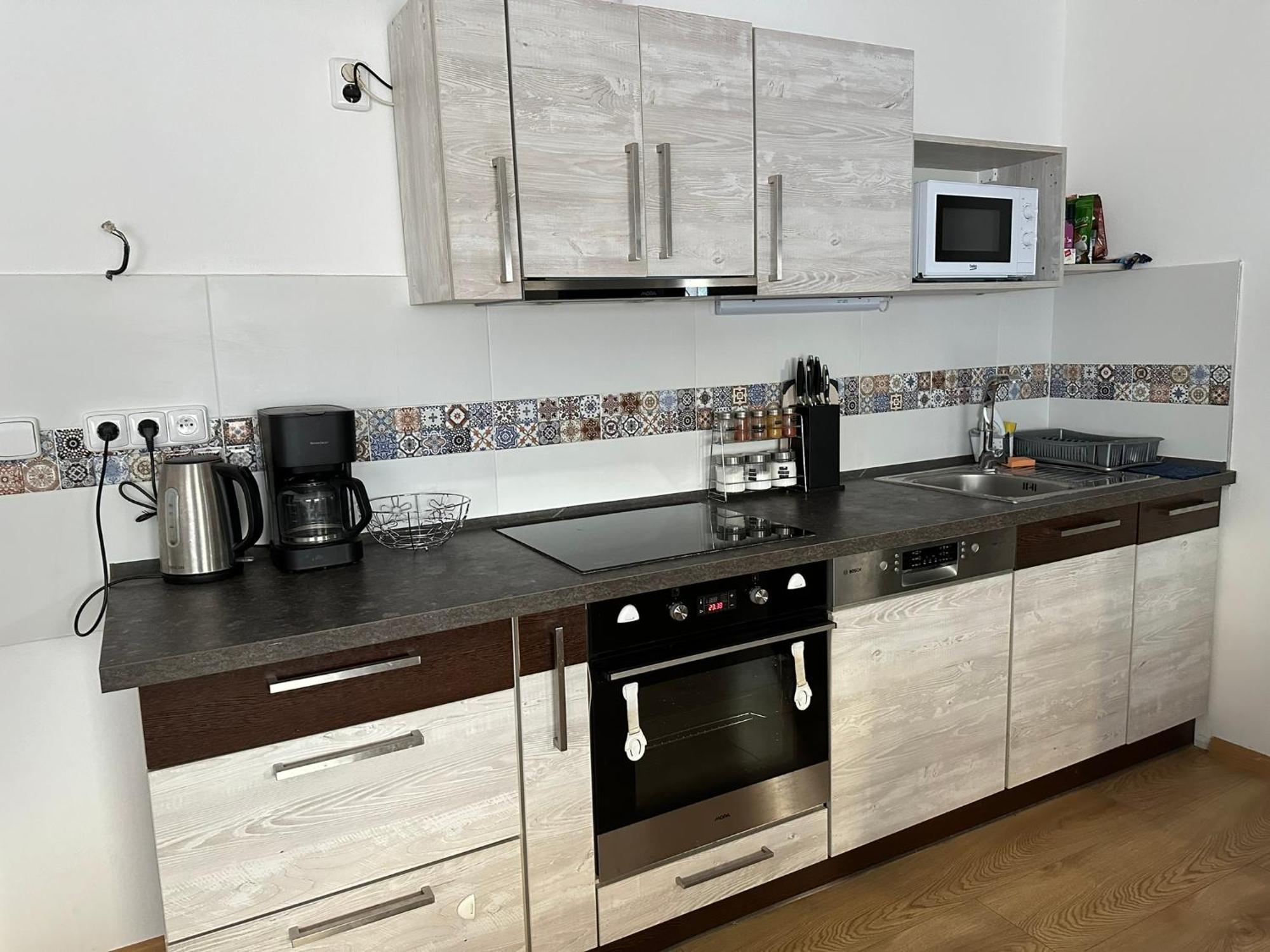 Apartman V Krusnych Horach-Free Parking ヤーヒモフ エクステリア 写真