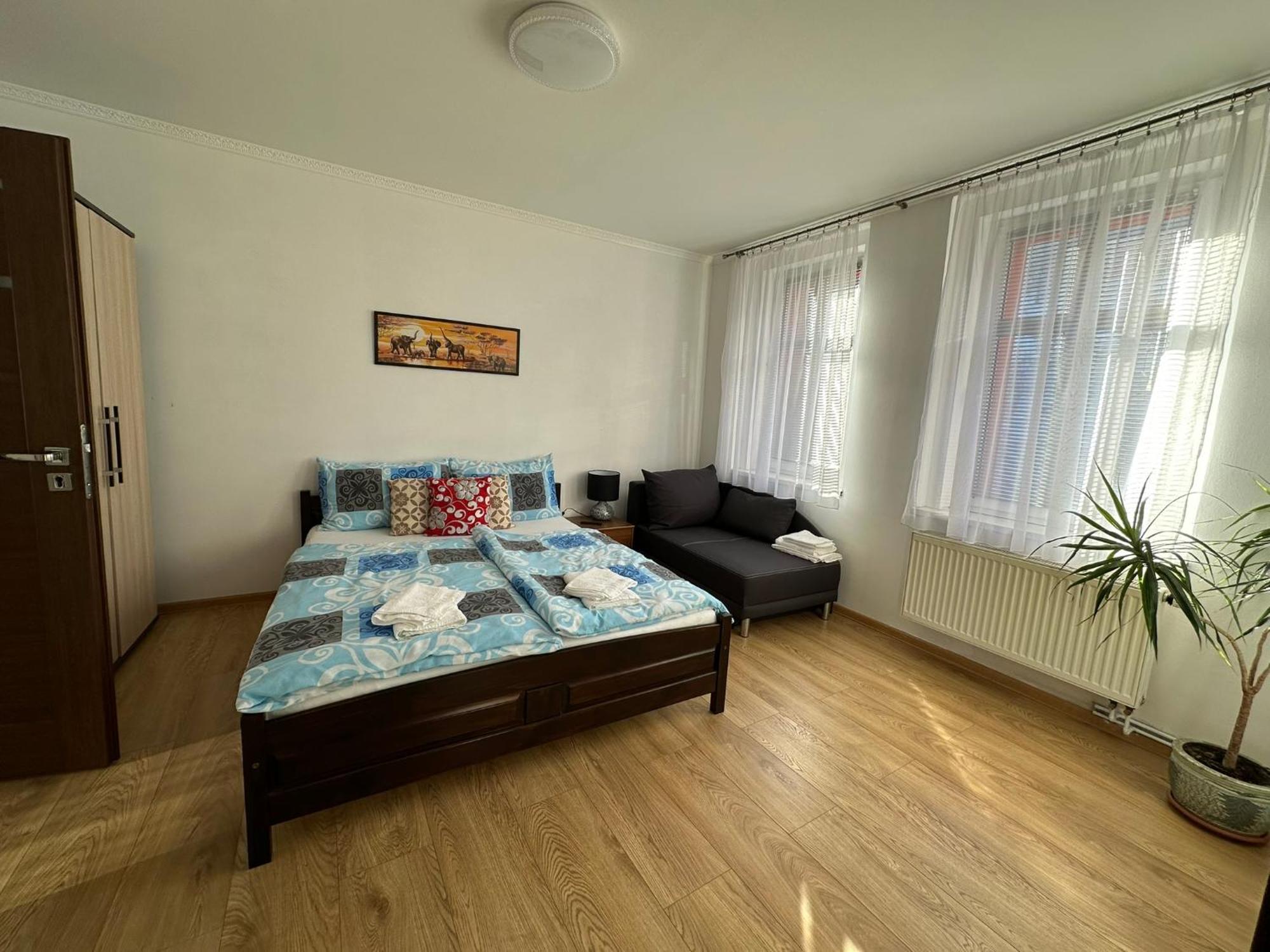 Apartman V Krusnych Horach-Free Parking ヤーヒモフ エクステリア 写真