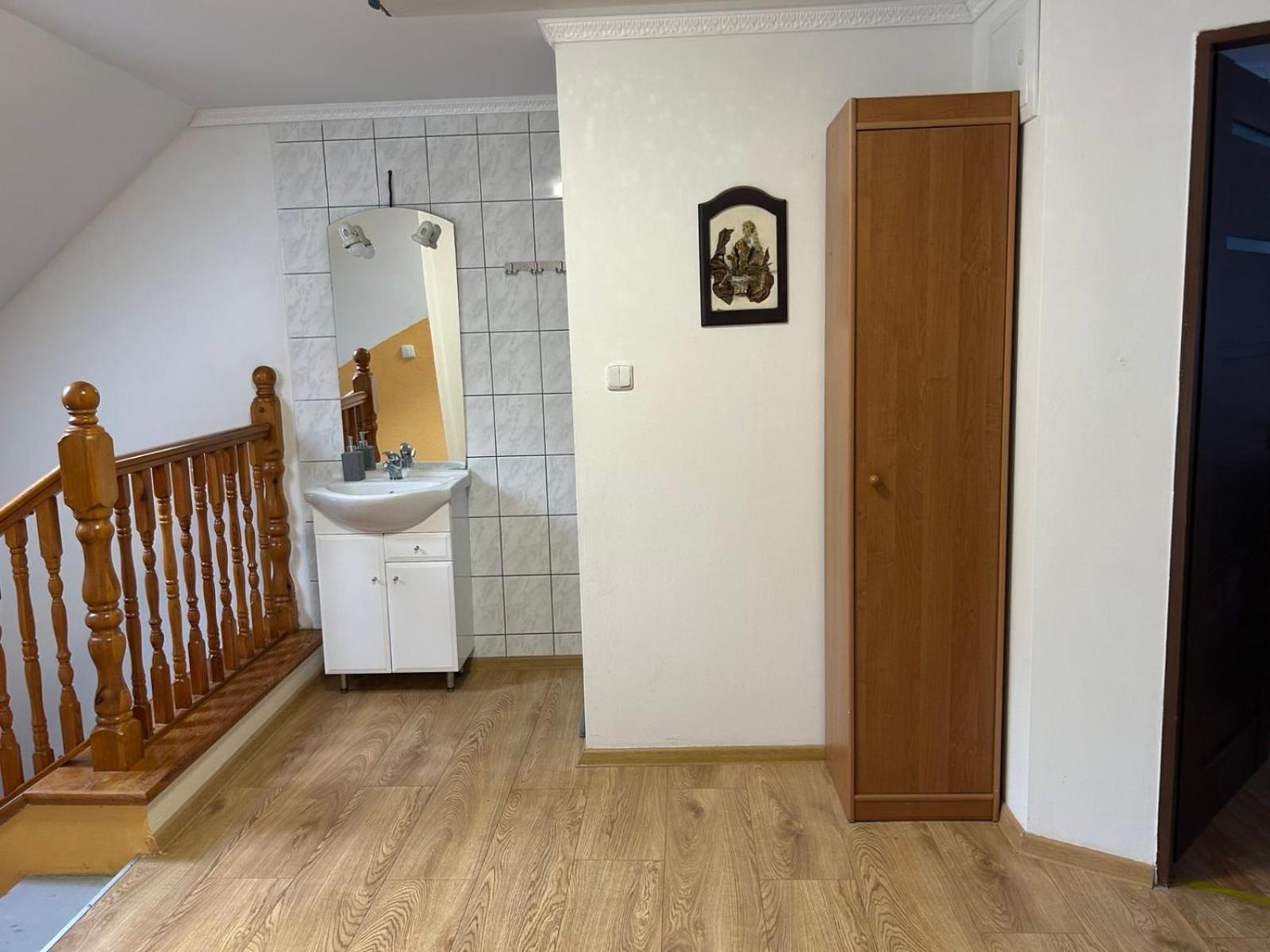 Apartman V Krusnych Horach-Free Parking ヤーヒモフ エクステリア 写真