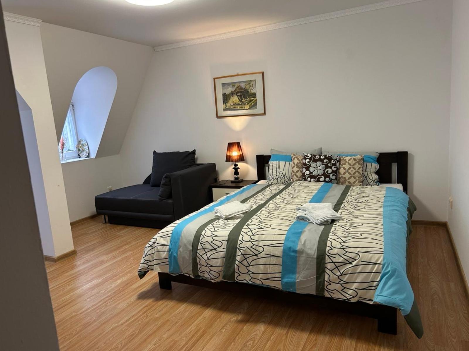 Apartman V Krusnych Horach-Free Parking ヤーヒモフ エクステリア 写真